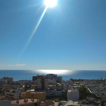 Centric Flat Level 17 With Panoramic Terrace Overlooking The Sea Τορρεμολίνος