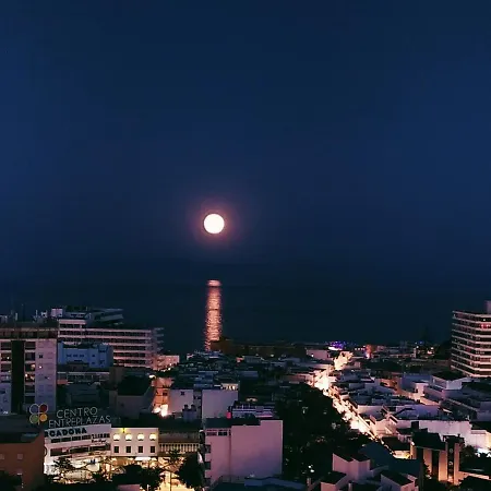 Centric Flat Level 17 With Panoramic Terrace Overlooking The Sea Appartement *